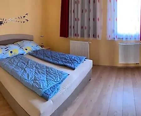 Liviapartman Lelle Hotel de apartamente Balatonlelle